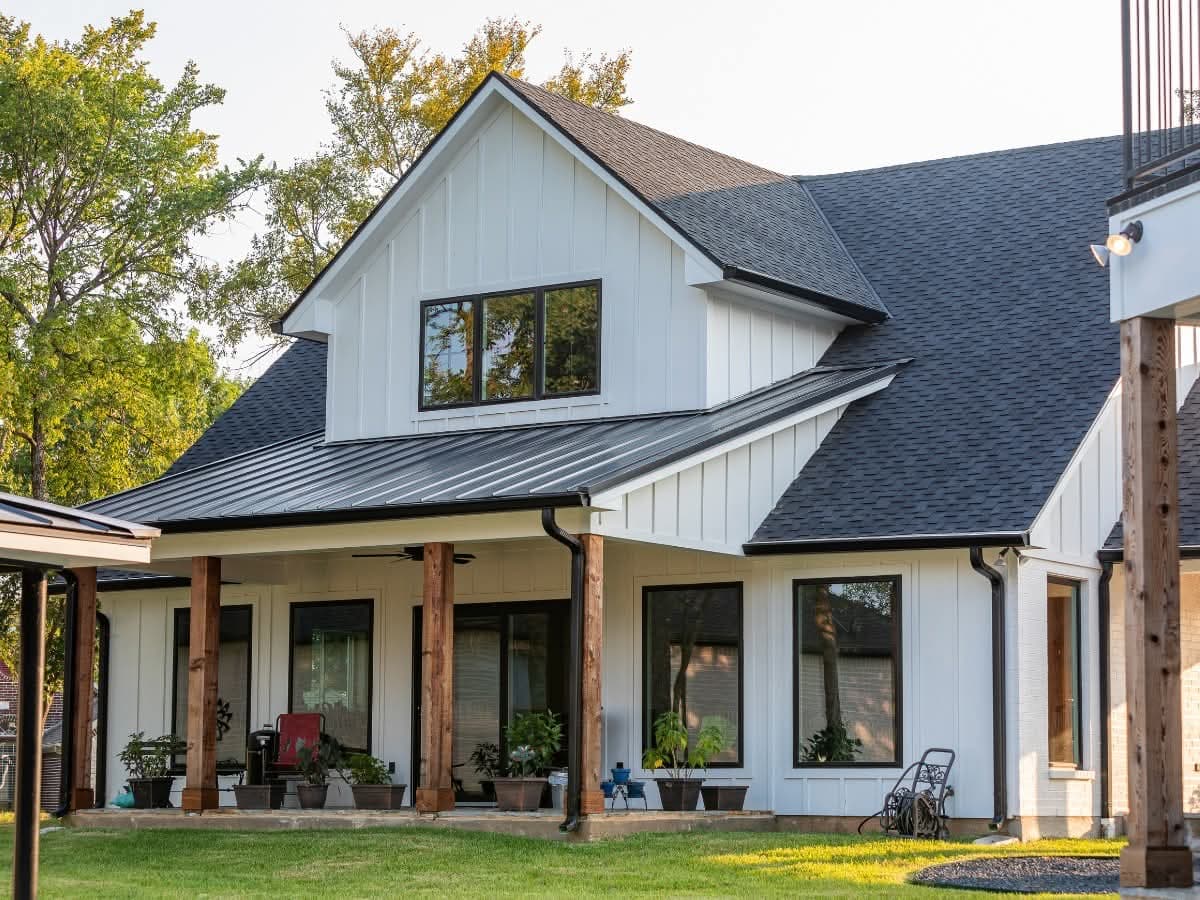 Wind Damage to Roofs: What Georgia Homeowners Need to Know
