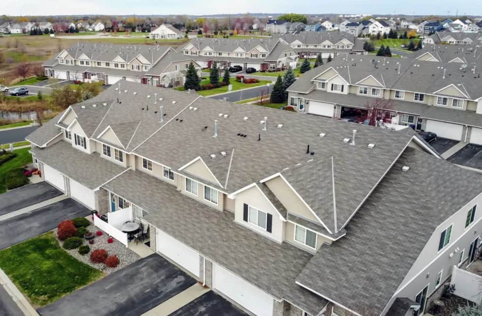 Multi-Family Roofing Contractor serving Dickson